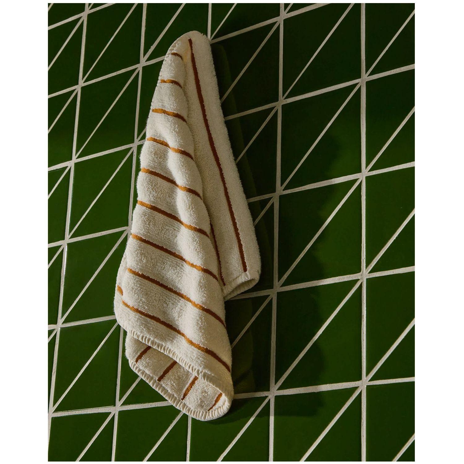 Handtuch Dorane aus 100 % Baumwolle mit orangefarbenen Streifen 30 x 50 cm