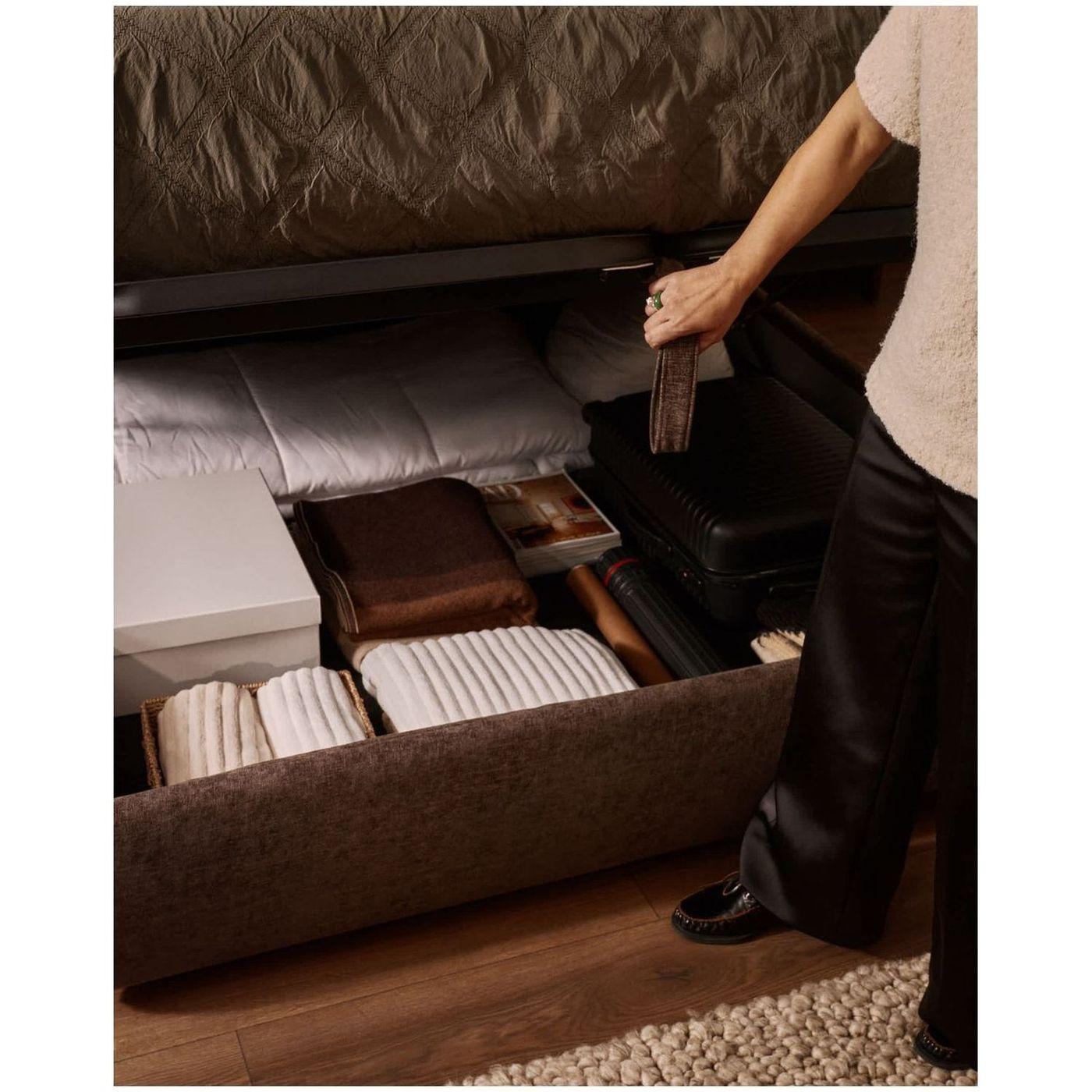 Abziehbares Bett Dafra aus dunkelbrauner Chenille mit Klappbettkasten - Grösse: 180x200