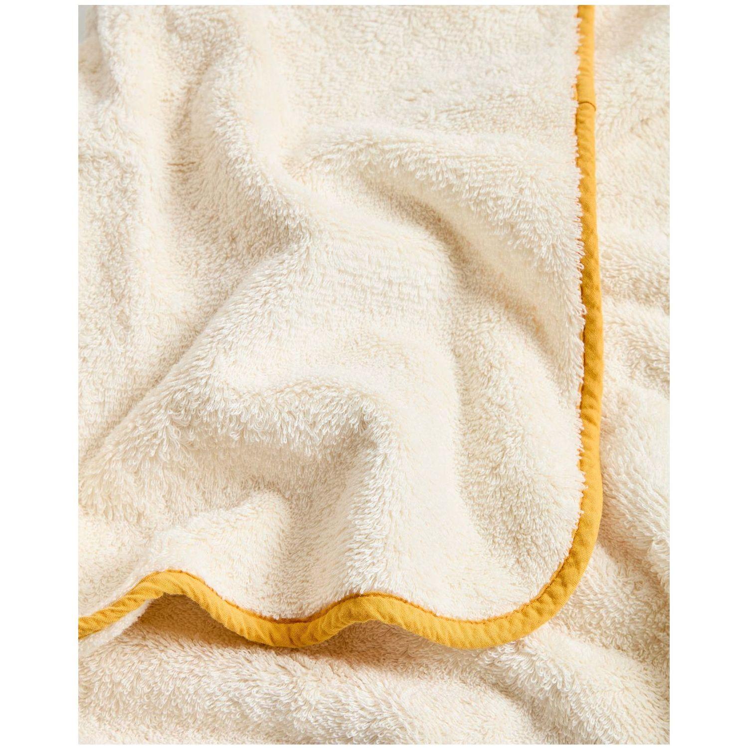 Handtuch Sedora aus 100 % Baumwolle mit gelbem Kontrastdetail 70 x 140 cm