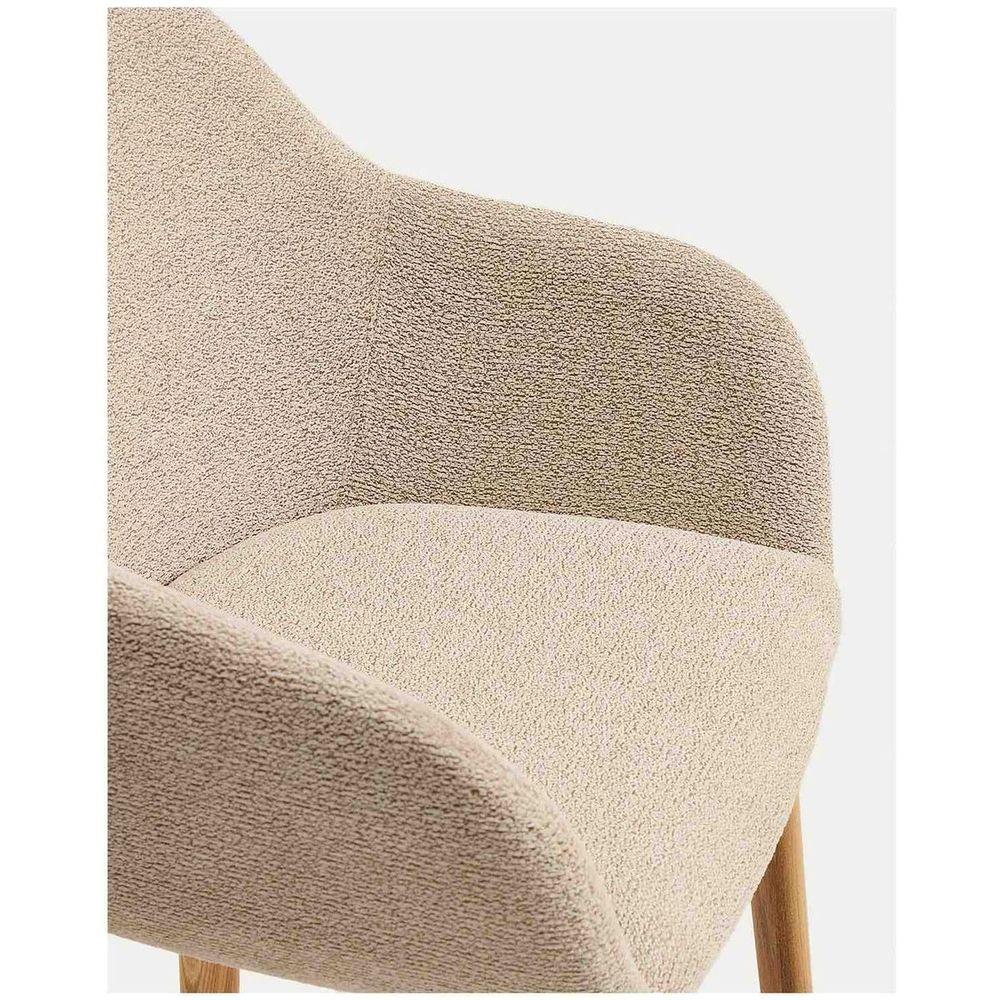 Armlehnenstuhl Meila mit beiger Chenille und Beinen aus massivem Eschenholz mit naturfarbenem Finish