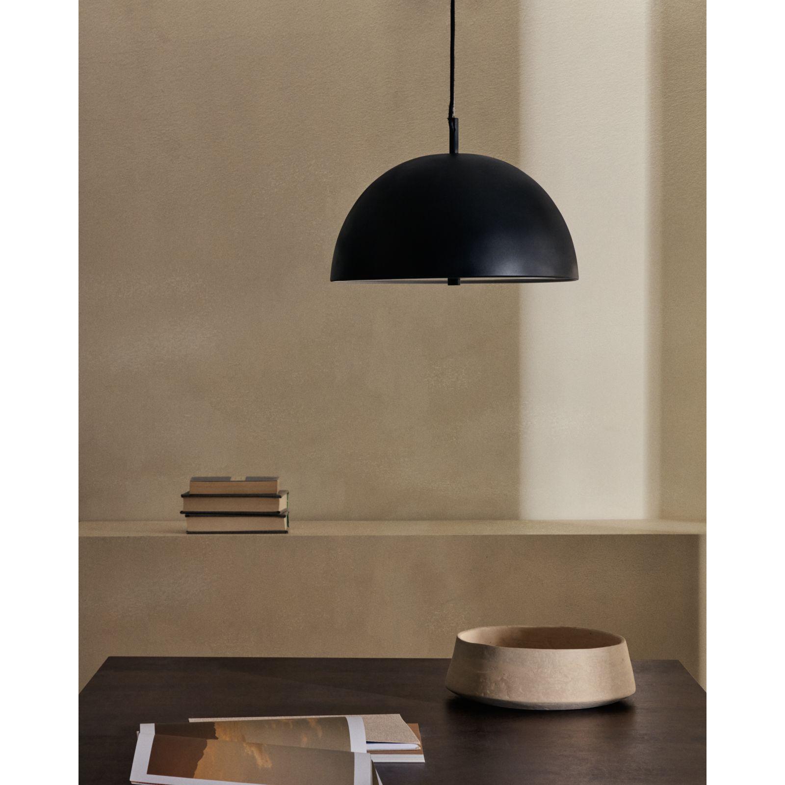 Catlar Deckenleuchte aus Metall mit schwarzem Lackfinish Ø 40 cm