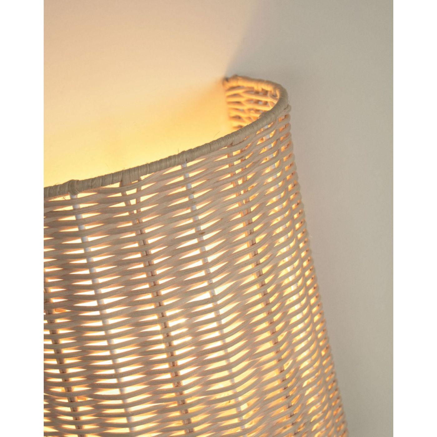 Kimjit Wandleuchte aus Rattan mit natürlichem Finish