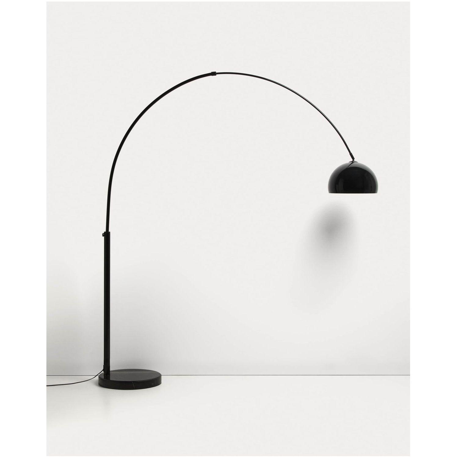 Bogenlampe Stehlampe Madali aus Stahl mit glänzend schwarzem Finish und schwarzem Marmor