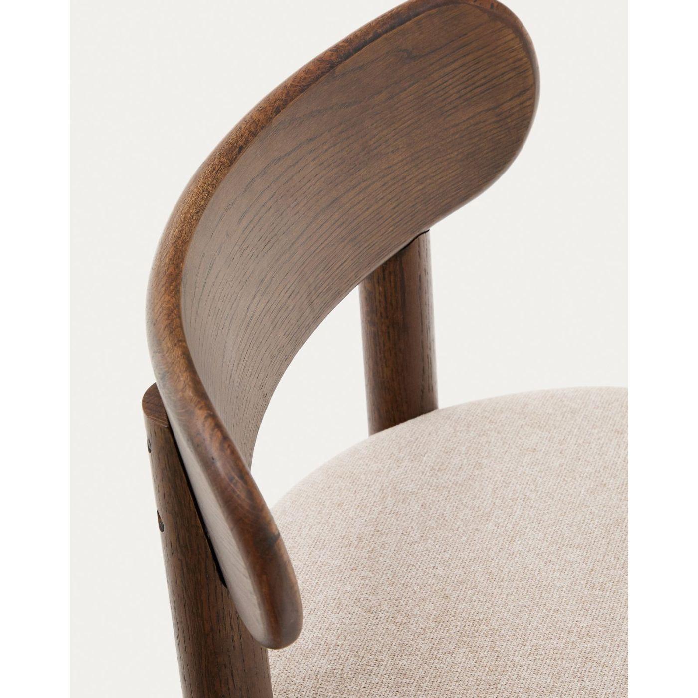 Design Stuhl Nebai Chenille braun Gestell Eichenholz nussbaum FSC
