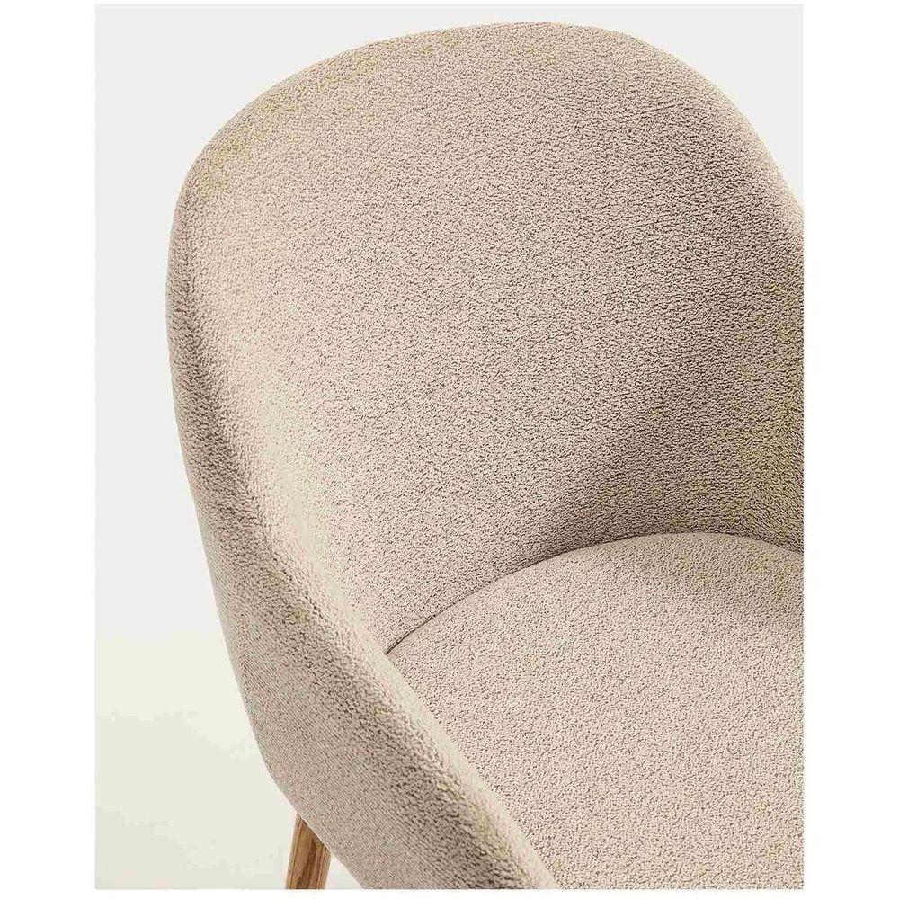 Armlehnenstuhl Meila mit beiger Chenille und Beinen aus massivem Eschenholz mit naturfarbenem Finish
