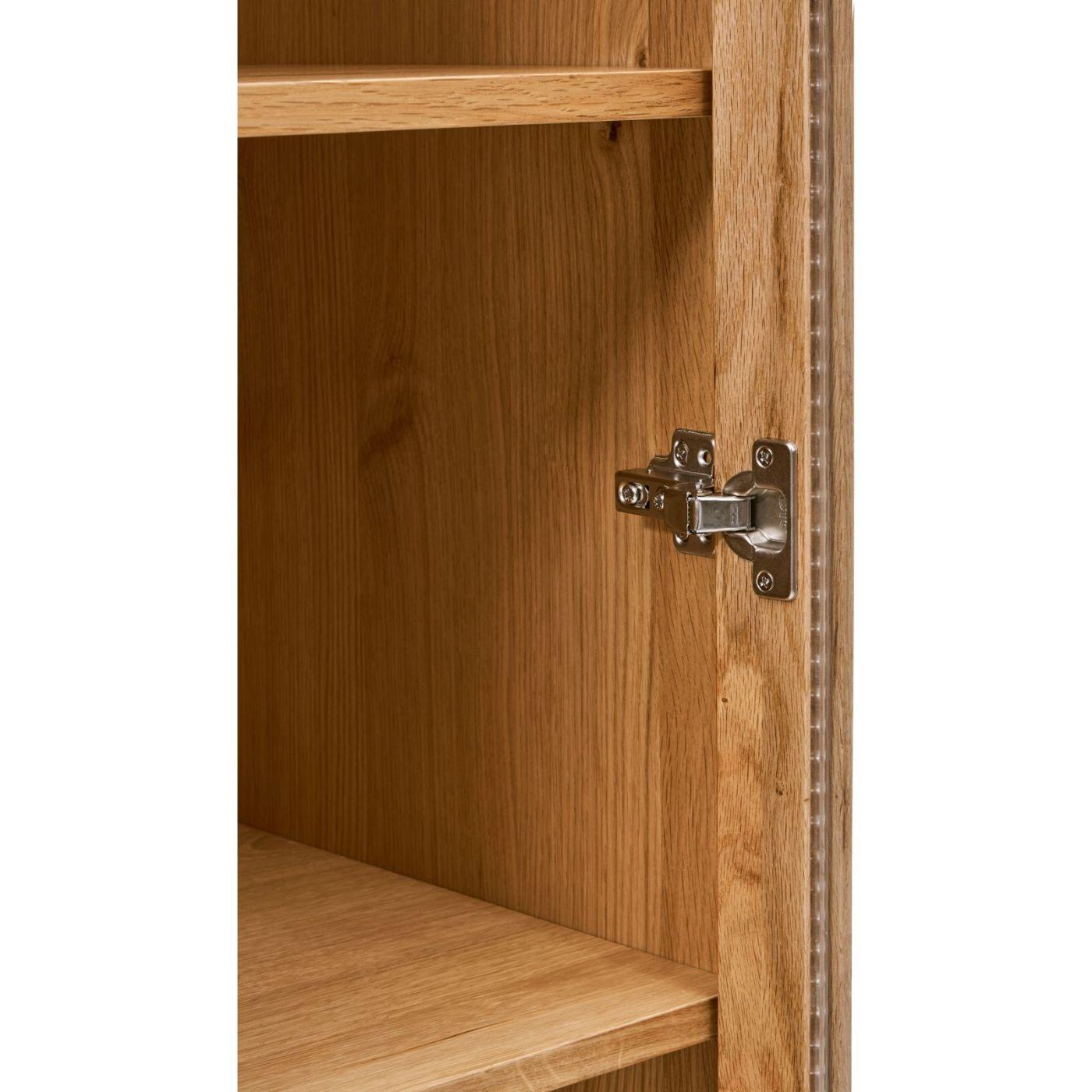 Alguema Vitrine aus Eichenfurnier mit natürlichem Finish 100 x 185 cm