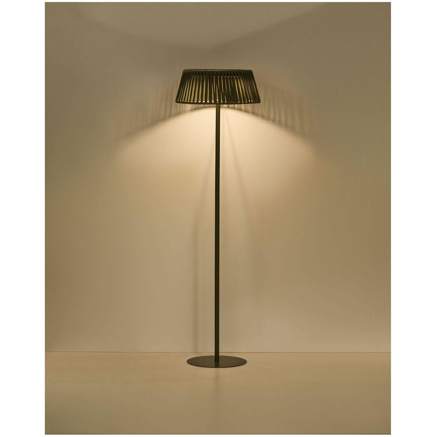 Outdoor-Solar-Stehlampe Aldet aus flachem Seil mit grünem Metallfuss 46x46