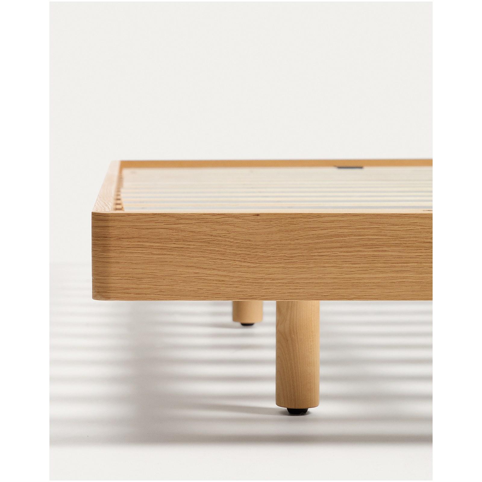 Bett Norlen aus Eichenfurnier mit naturfarbenem Finish und LED-Licht für Matratzen 180x200 FSC Mix Credit