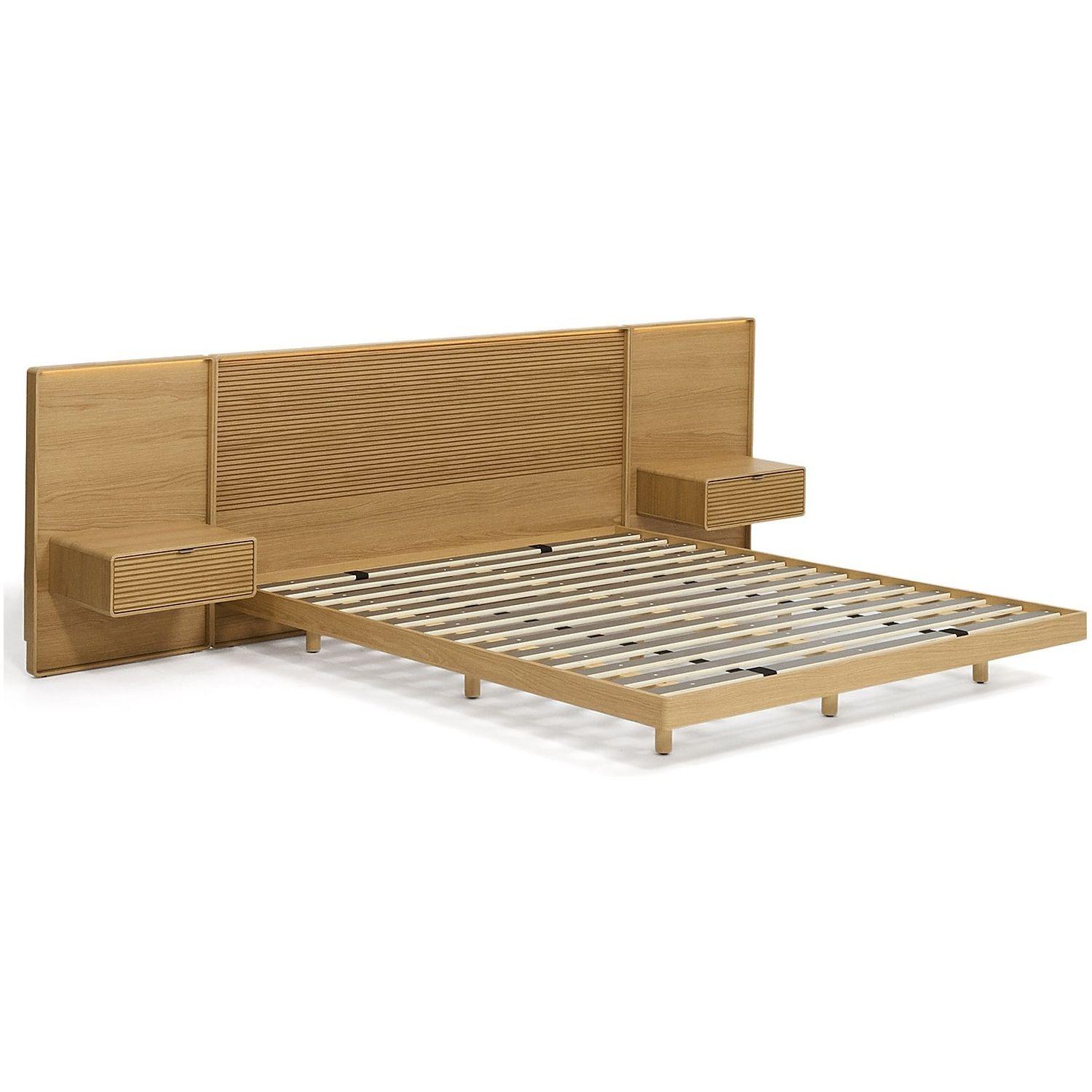 Bett Norlen mit 2 Nachttischen aus Eichenfurnier mit naturfarbenem Finish und LED-Licht für Matratzen 160x200 FSC Mix Credit
