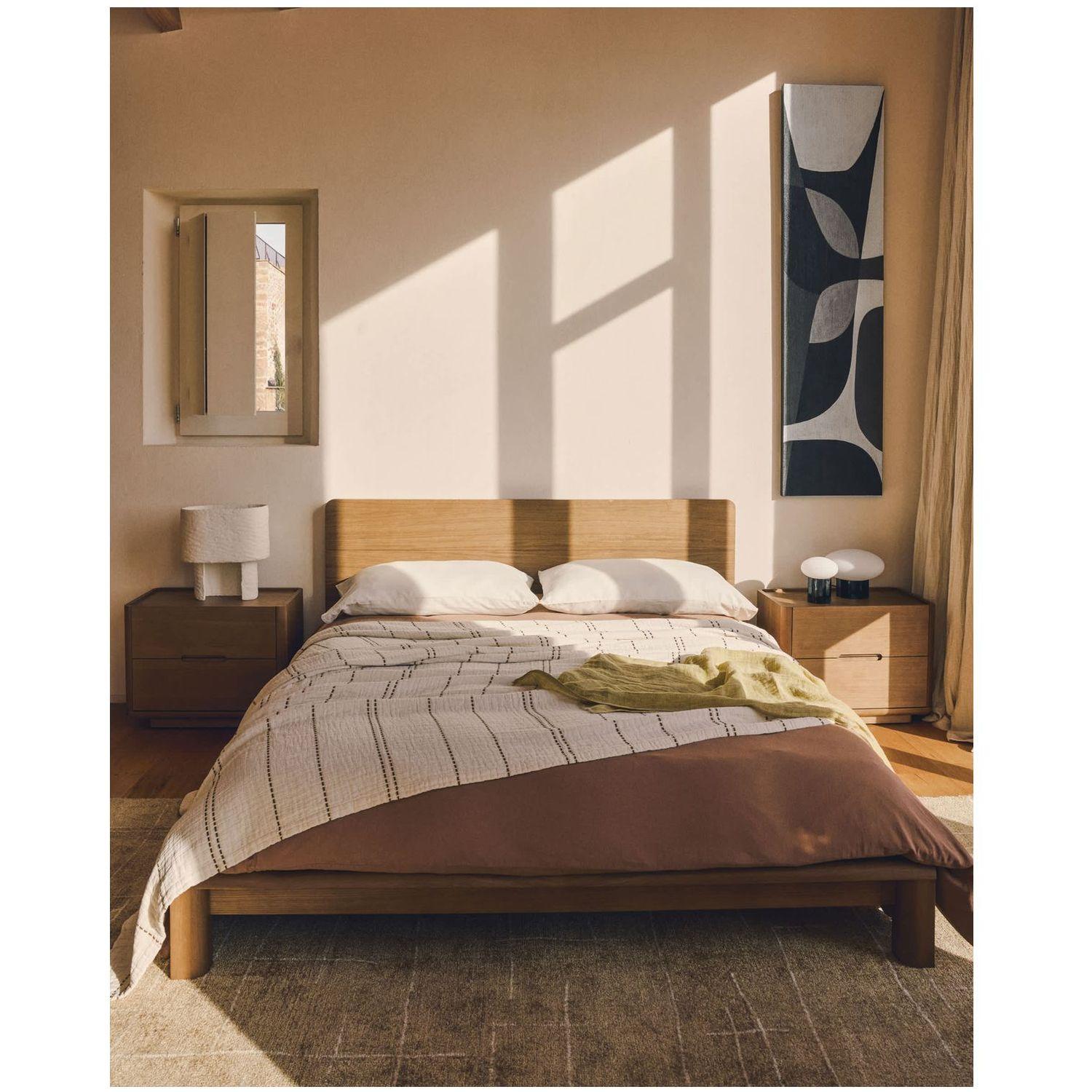 Bett Arelida aus Furnier und massivem Eichenholz mit hellbraunem Finish - Grösse: 160x200
