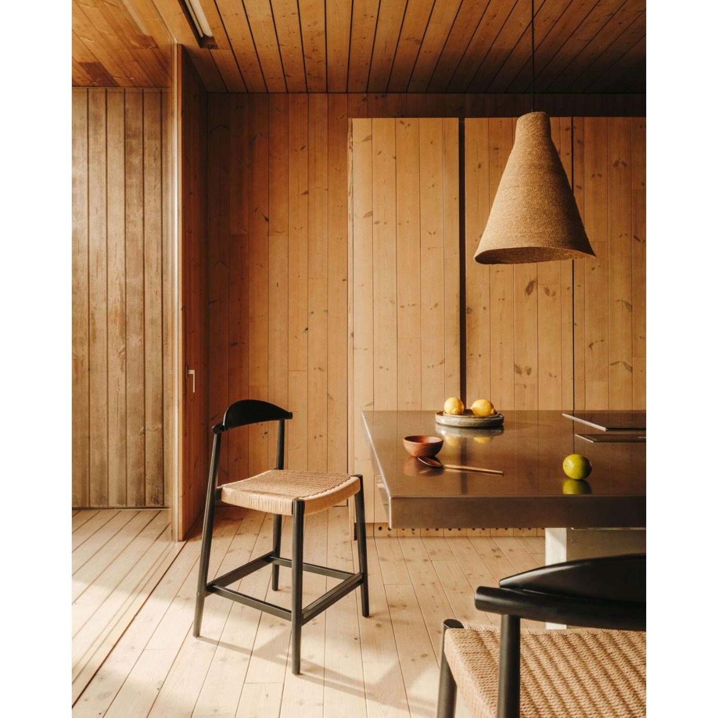 Barhocker aus Holz Nina Akazie schwarz Seil beige Sitzhöhe 62cm