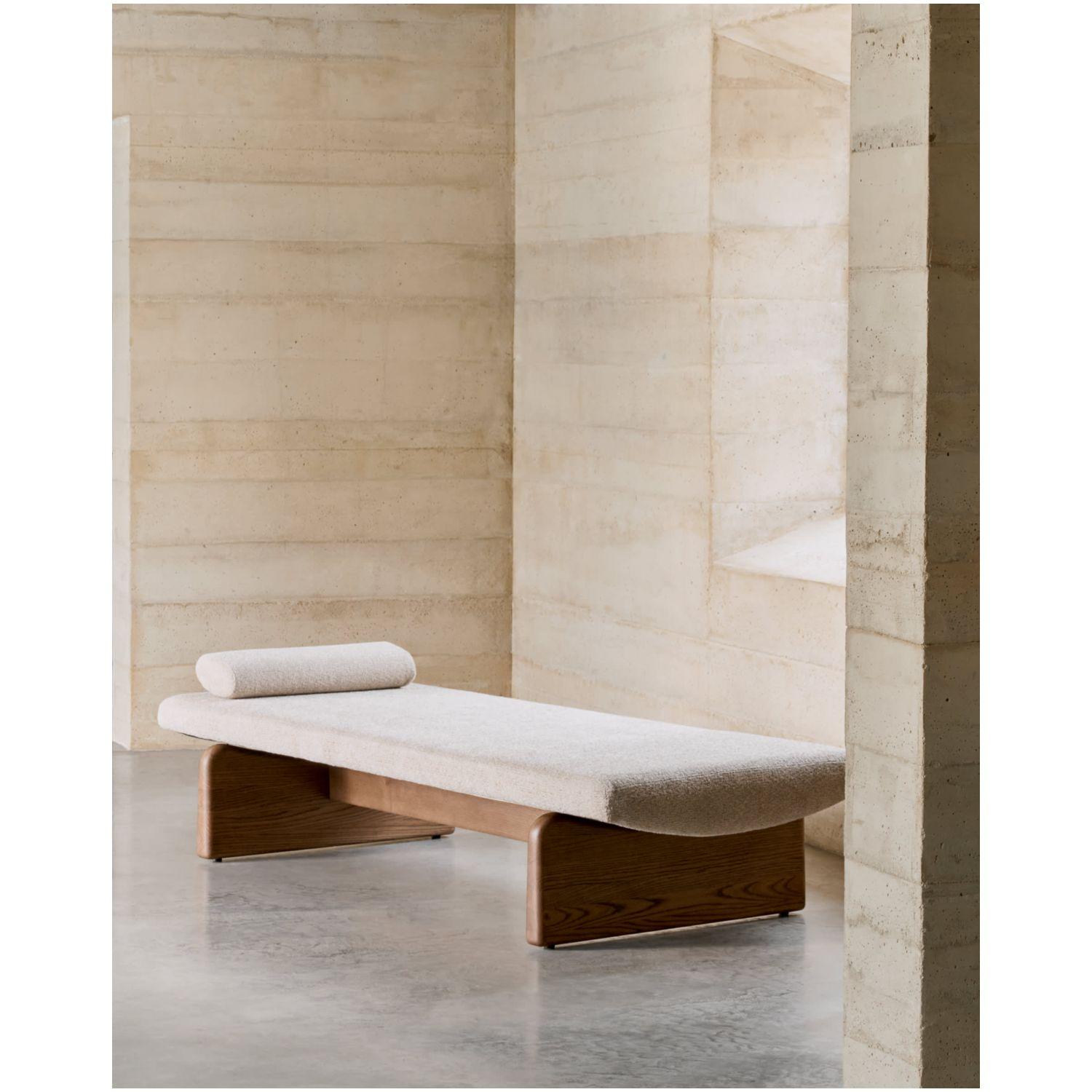 Chaiselongue Topaz aus beigefarbenem Chenille und massivem Eschenholz mit Walnuss-Finish 2